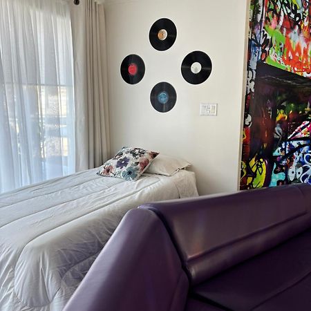 Le Veterans , Logement Prive Aux Centre Ville Лак-Меґантік Екстер'єр фото
